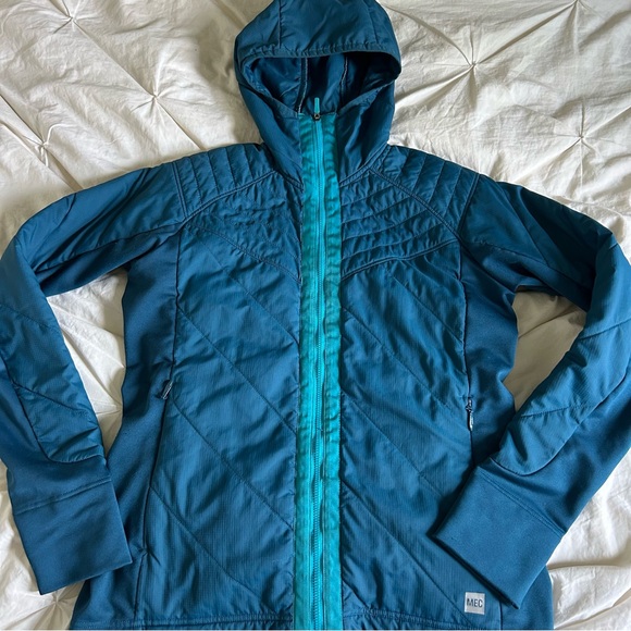 MEC Jackets & Blazers - MEC Womens Medium Teal Quilted Hooded Zip-Up Jacket